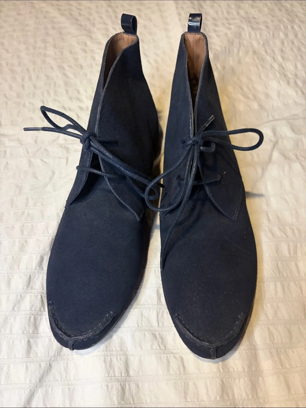 NWOT Women’s Donald Pliner Deep Navy Suede “Chukka” Booties